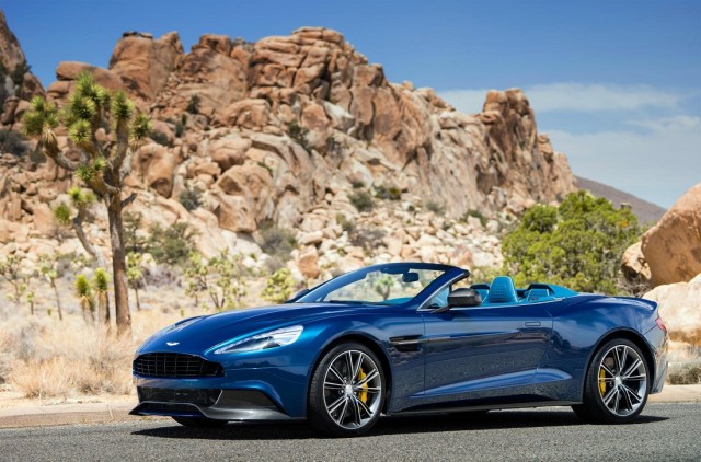 Aston Martin Vanquish Volante (9).jpg